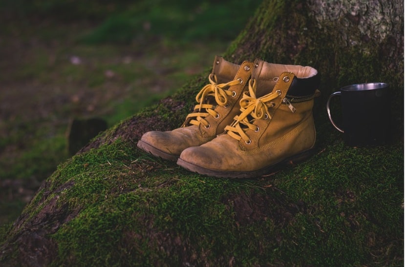 Cara Mengatasi Sepatu Bau Kaki dan Apek dengan Mudah